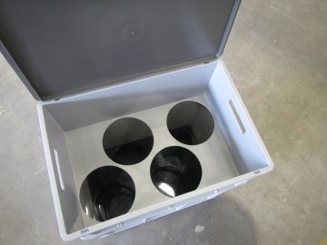 Bac plastique pour le transport de 4 bouteilles d'air comprimé ø190 mm (per stuk)