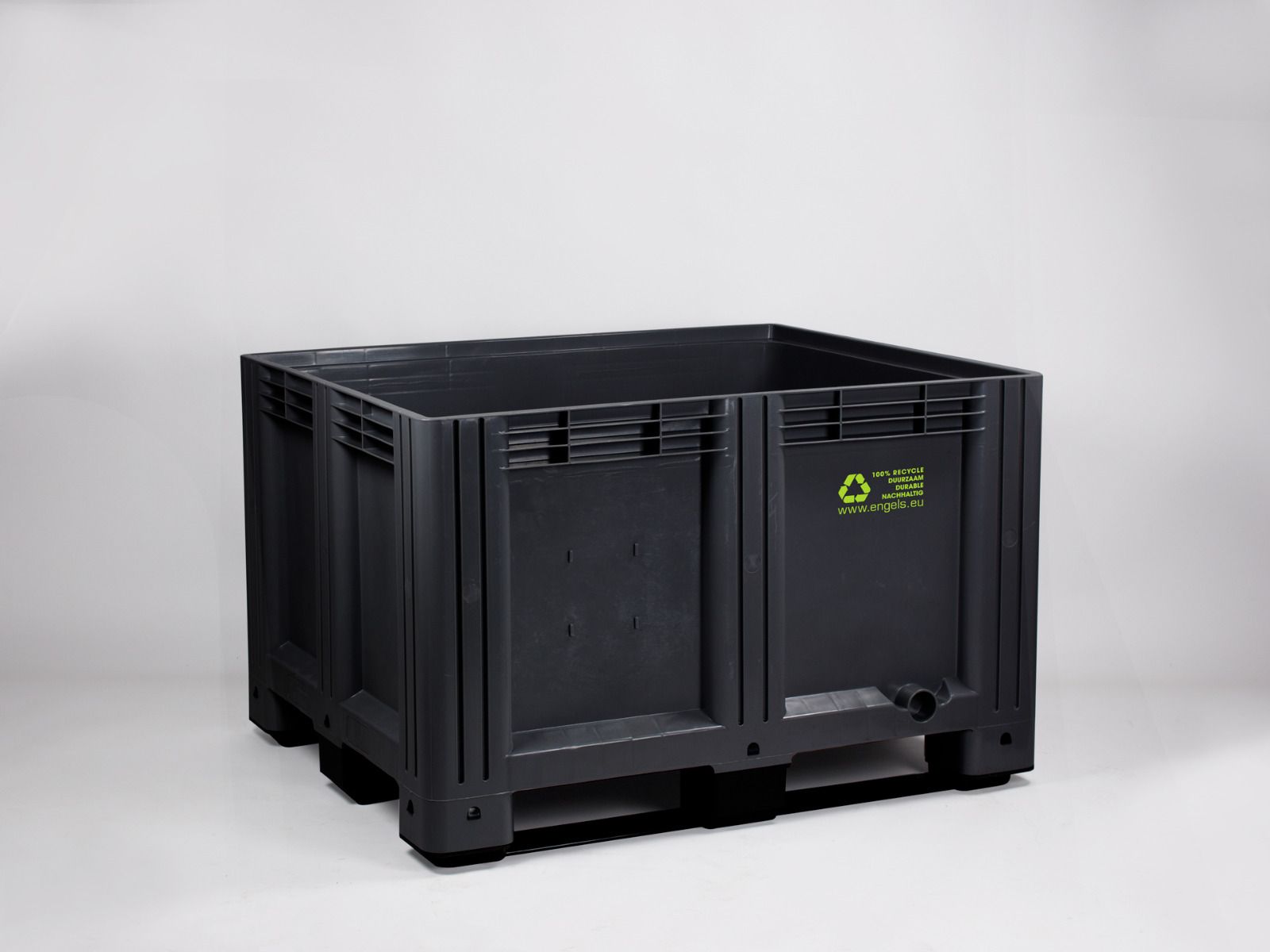 Kunststof palletbox, 1200x1000x780 mm, 610 liter, 3 sleden, gerecycleerde HDPE