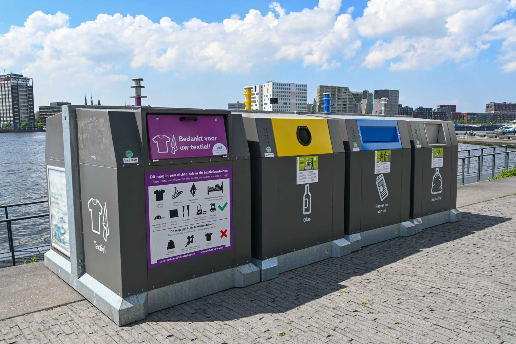 Les conteneur aérien de déchets