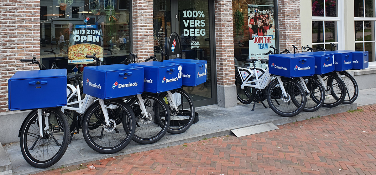 dominos-pizza-box