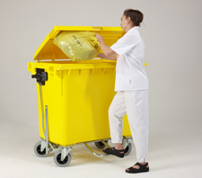 le transport de substances dangereuses et les déchets hospitaliers